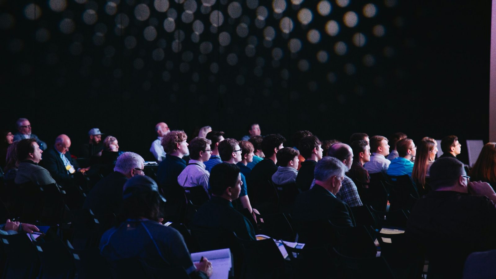 Корпоративен филм — Tech Summit